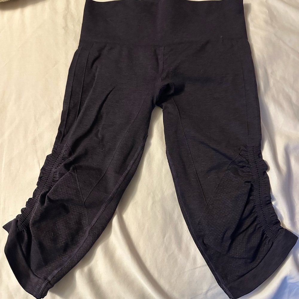 Lululemon Capri Size 6